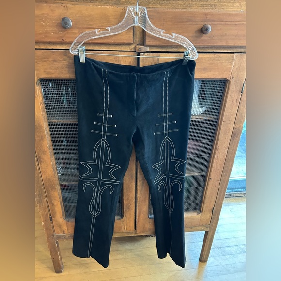 BEBE Boot-Cut Leather Trousers with Front Leg Split & White Stitching, Sz 10 - Picture 2 of 13